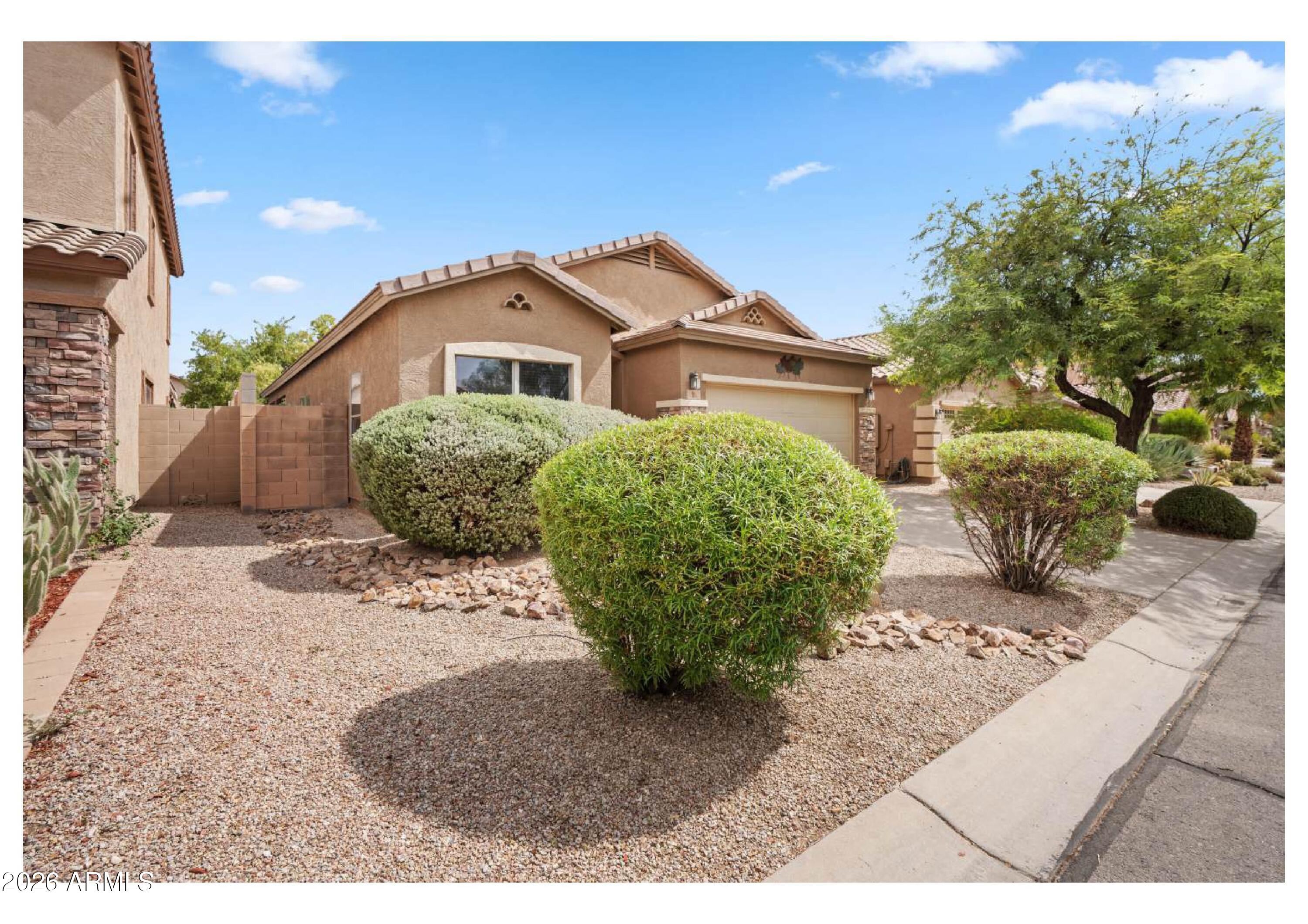 98 W DESERT VISTA Trail