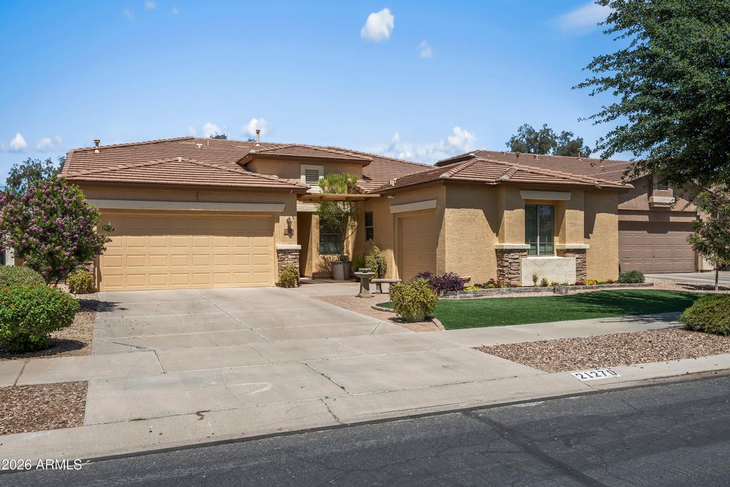 Photo of 21270 E Tierra Grande Drive, Queen Creek, AZ 85142 (MLS # 7015409)