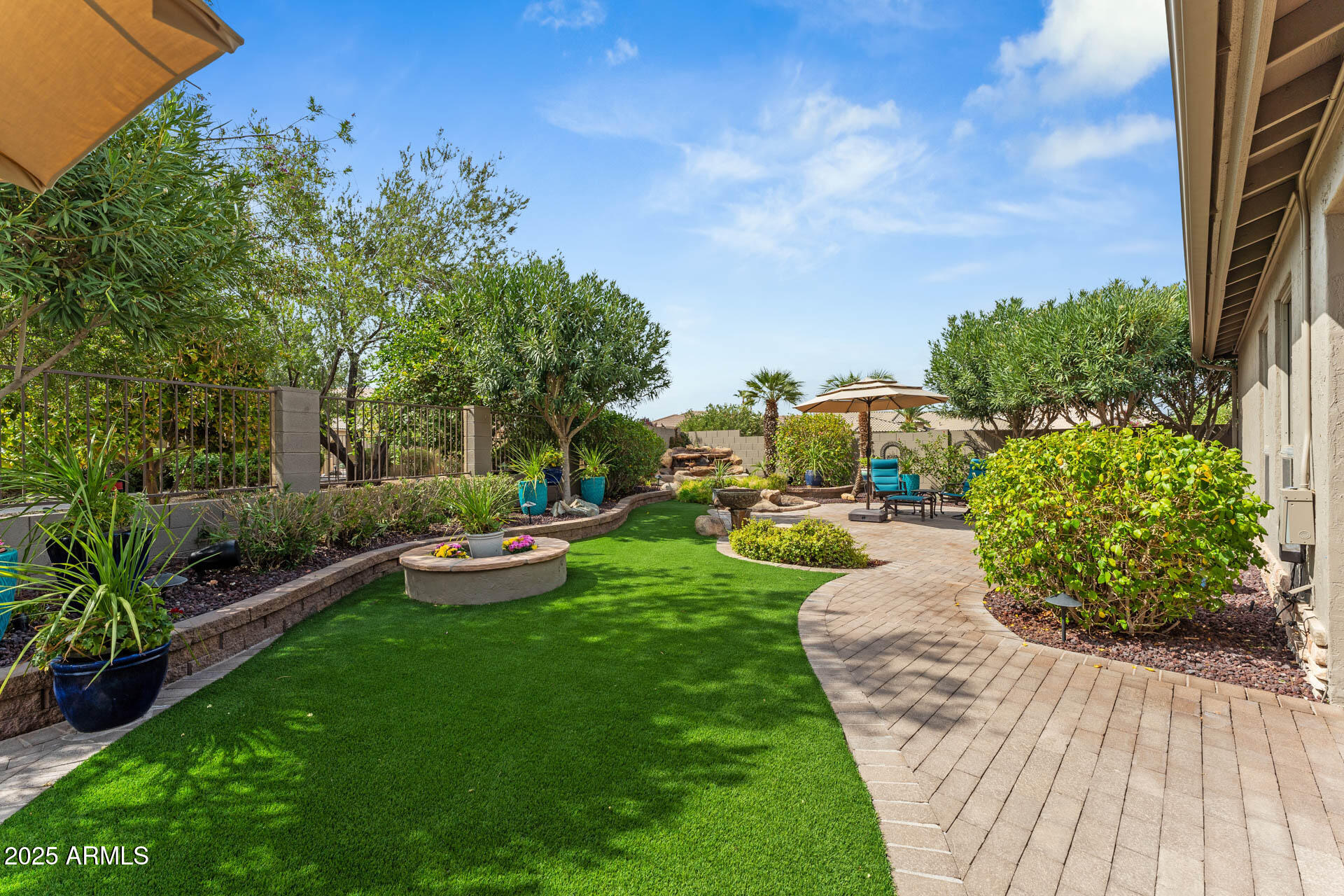 24223 S BRIAR WING Drive