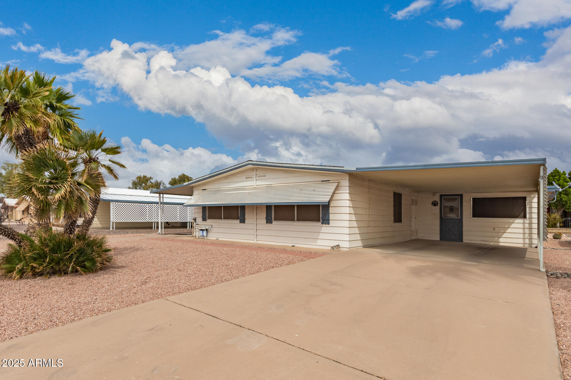 8921 E SUN LAKES Boulevard S