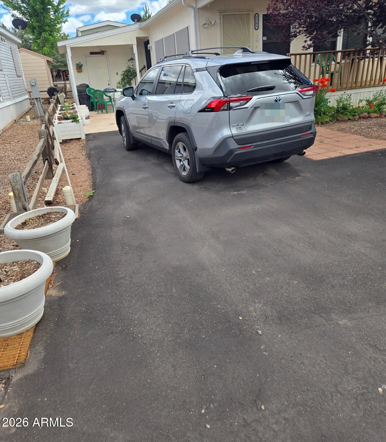 2261 Hanging Tree Lane