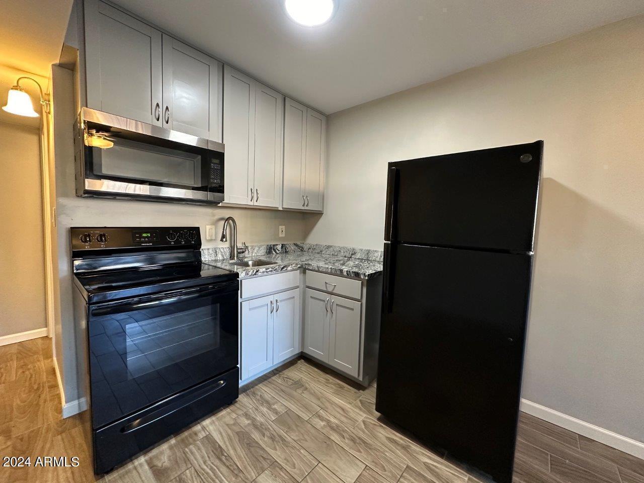 9647 N 10th Avenue 102