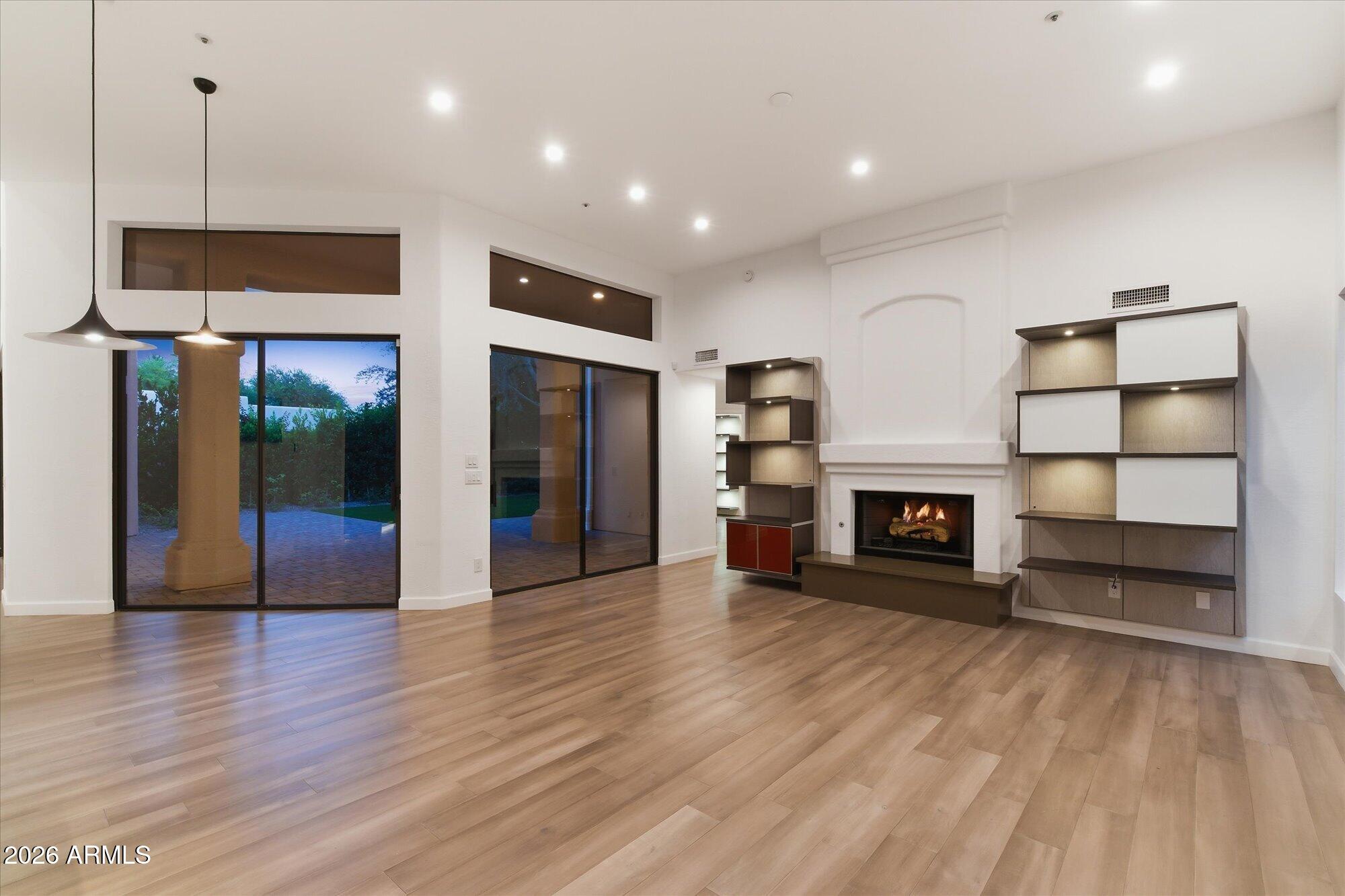 MONTEREY AT MOUNTAIN VIEW PHASE 1 LOT 1-49 TR A-J - Residential