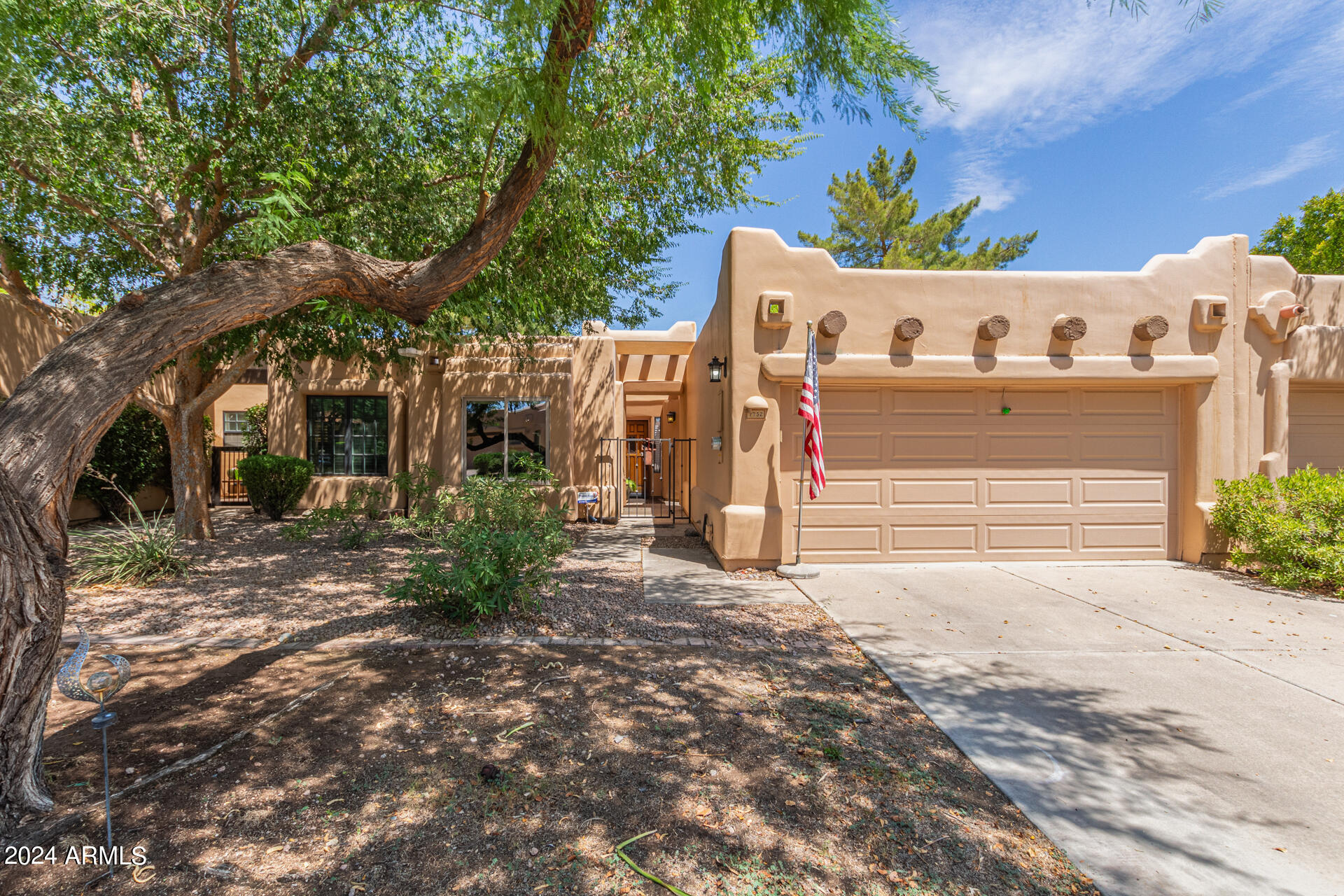 View Scottsdale, AZ 85250 townhome