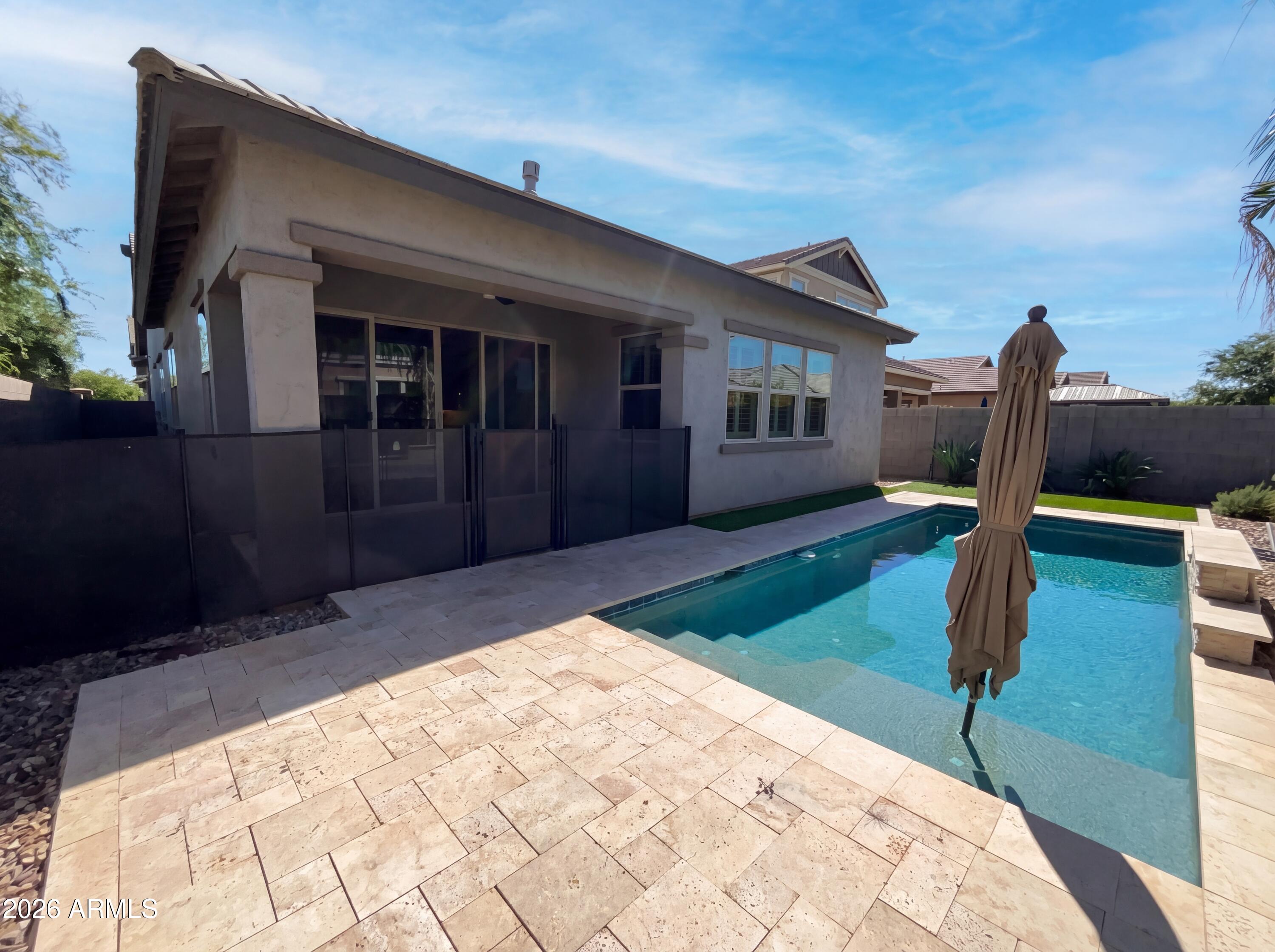 3956 E ARABIAN Drive