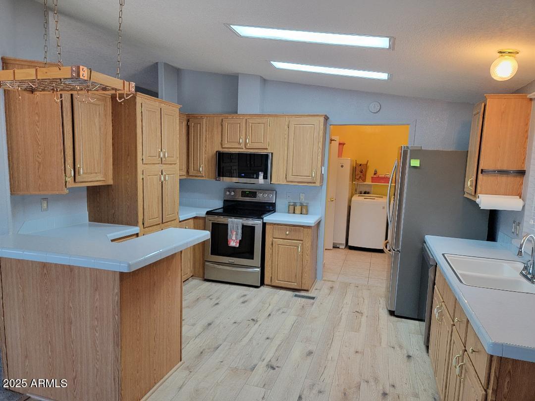 3804 N KANSAS Avenue