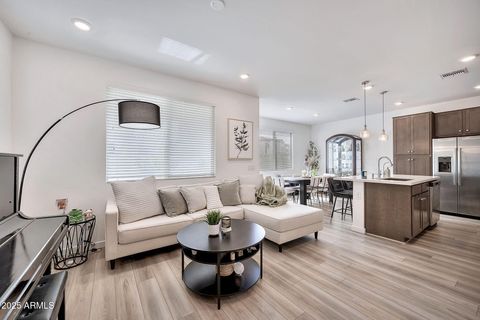 4803 S FERRIC -- Mesa AZ 85212