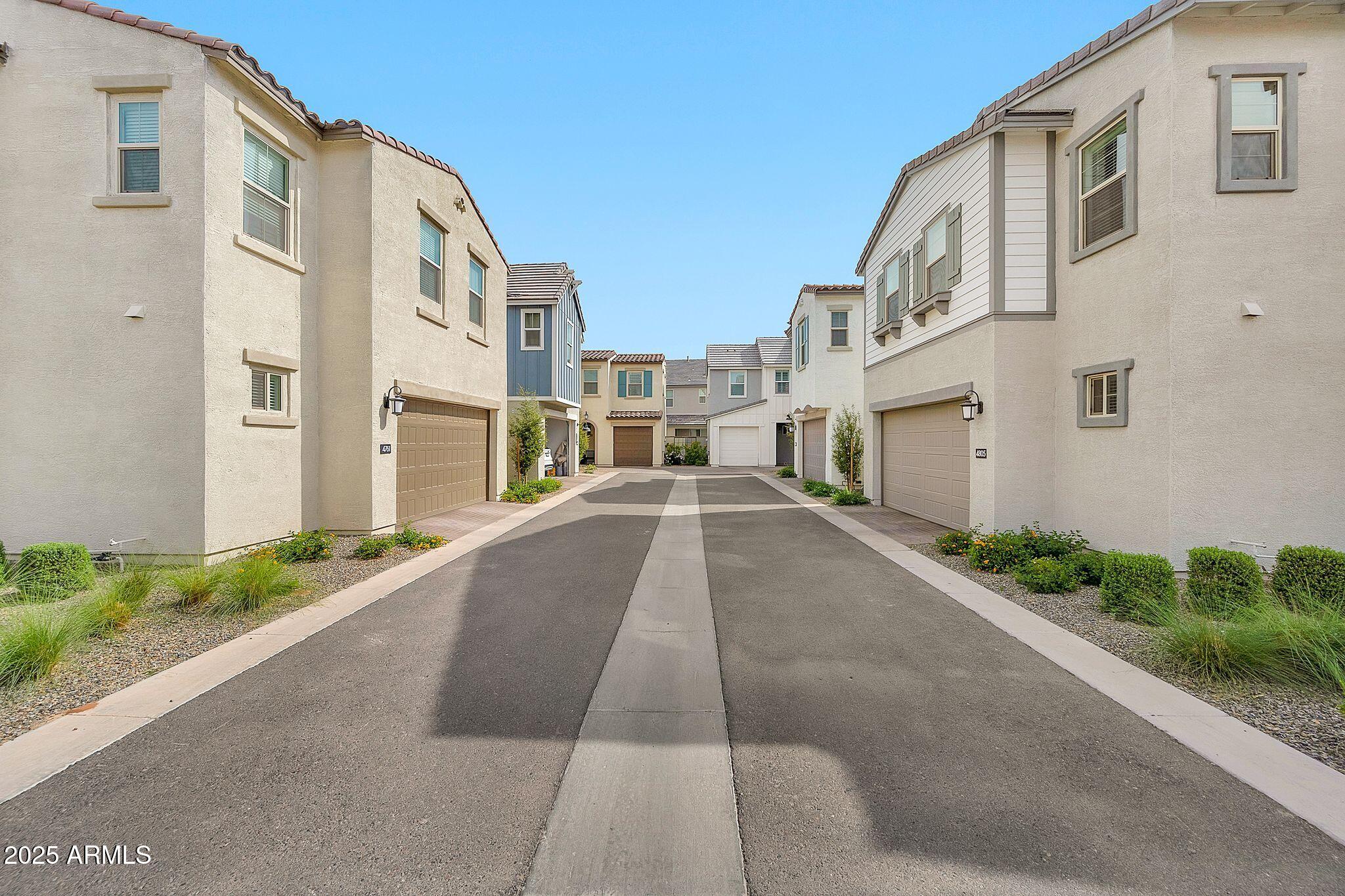 4803 S FERRIC --