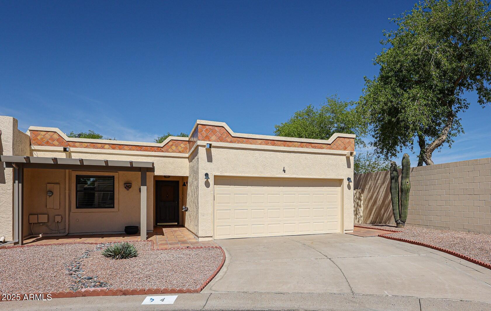 Mesa, Arizona 85207, United States, 2 Bedrooms Bedrooms, ,2 BathroomsBathrooms,Residential,Active,142230