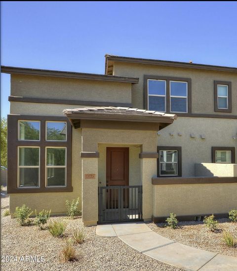 Townhouse in Goodyear AZ 14870 ENCANTO Boulevard.jpg