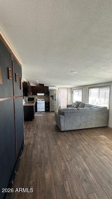 841 W Watson Drive