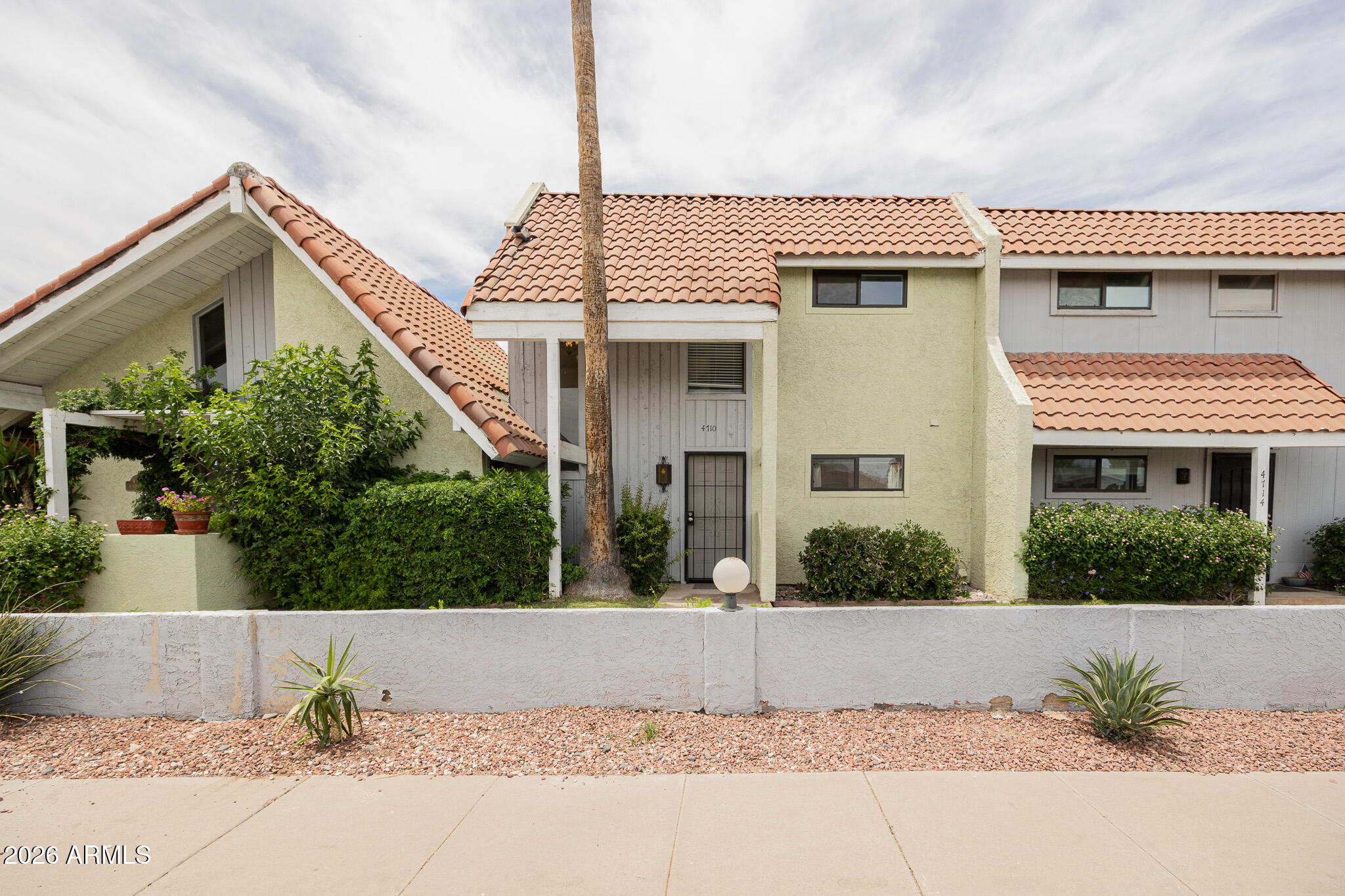 4710 N 10TH Place