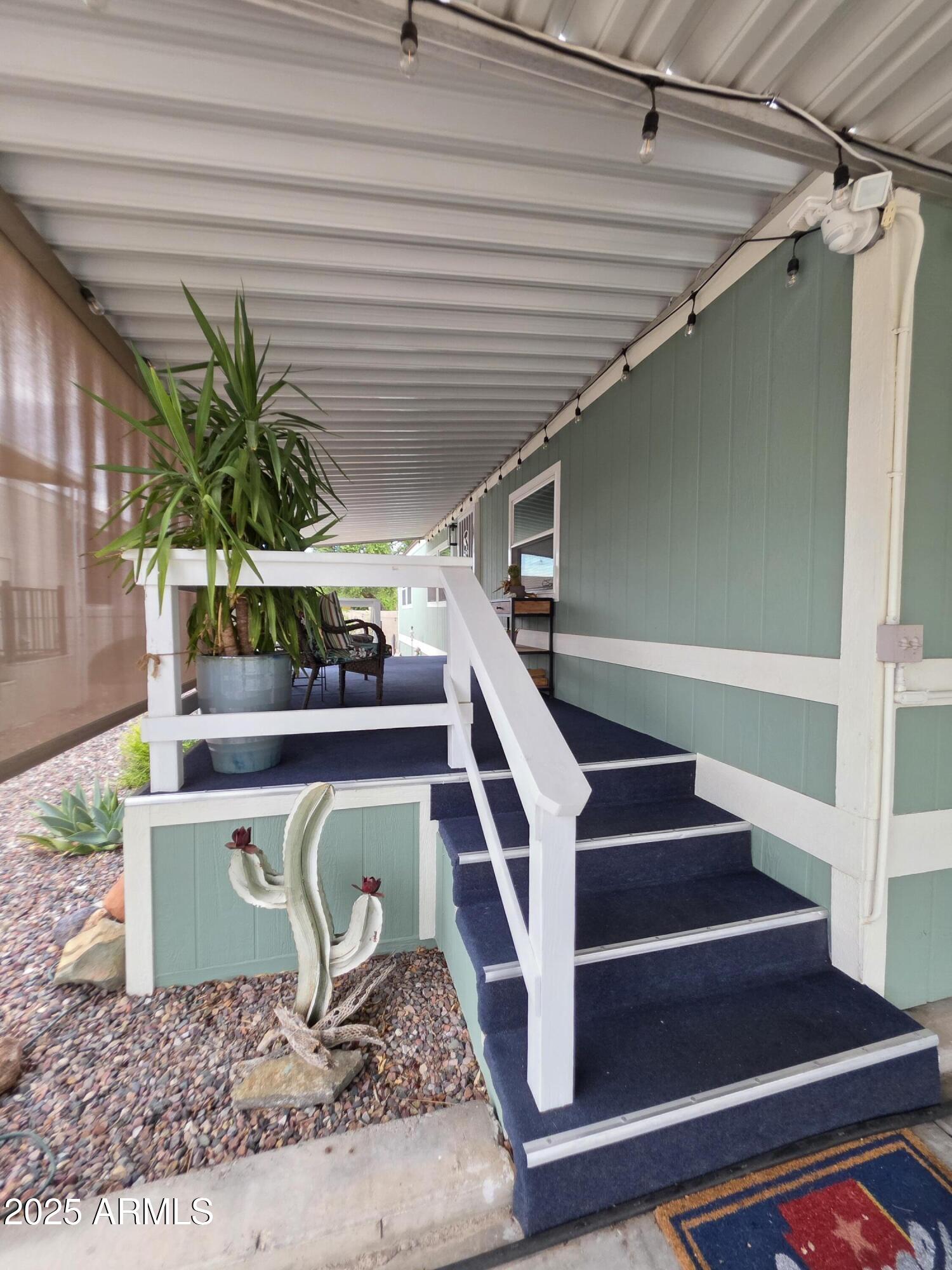 2233 E BEHREND Drive 26