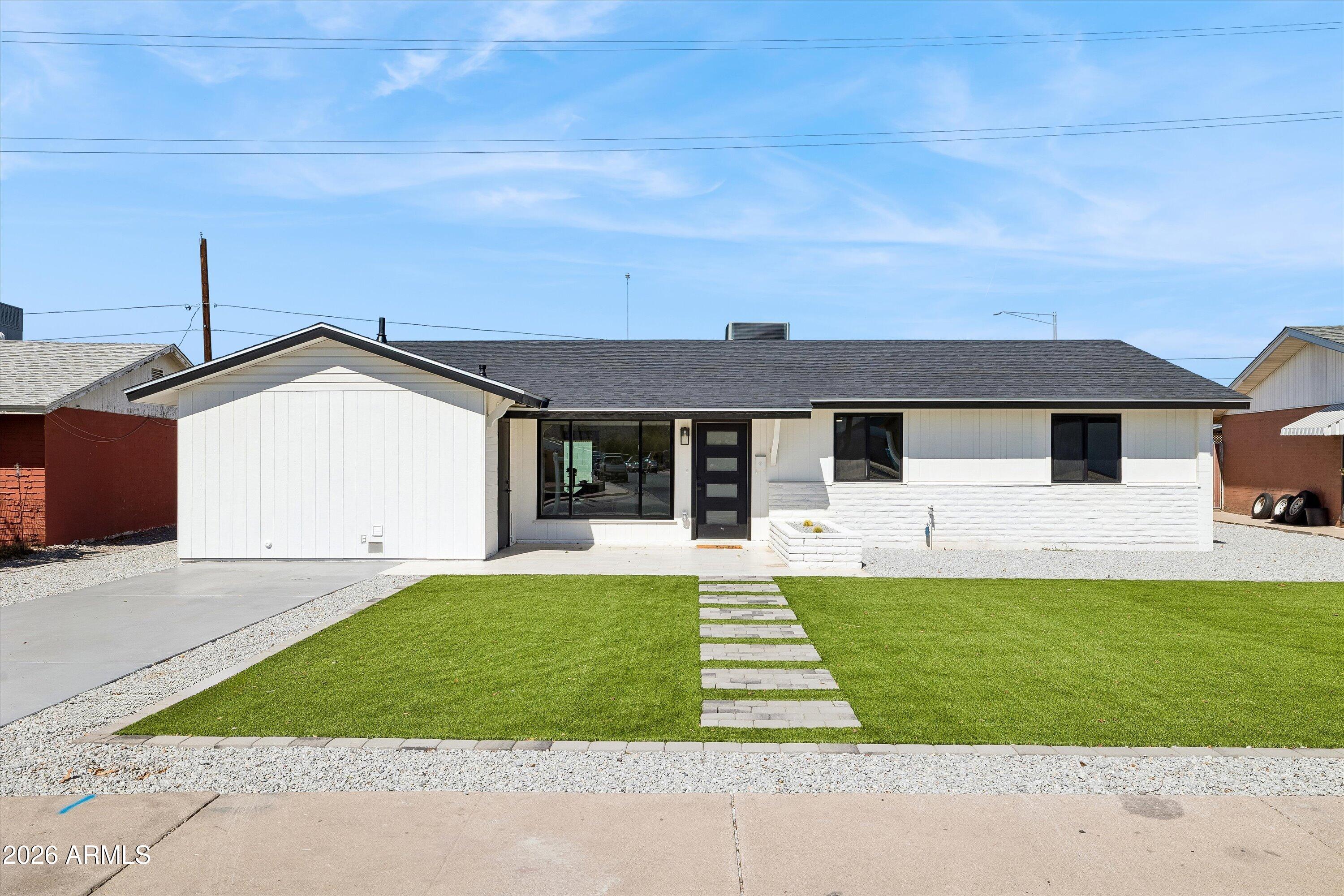 12240 N 26TH Drive