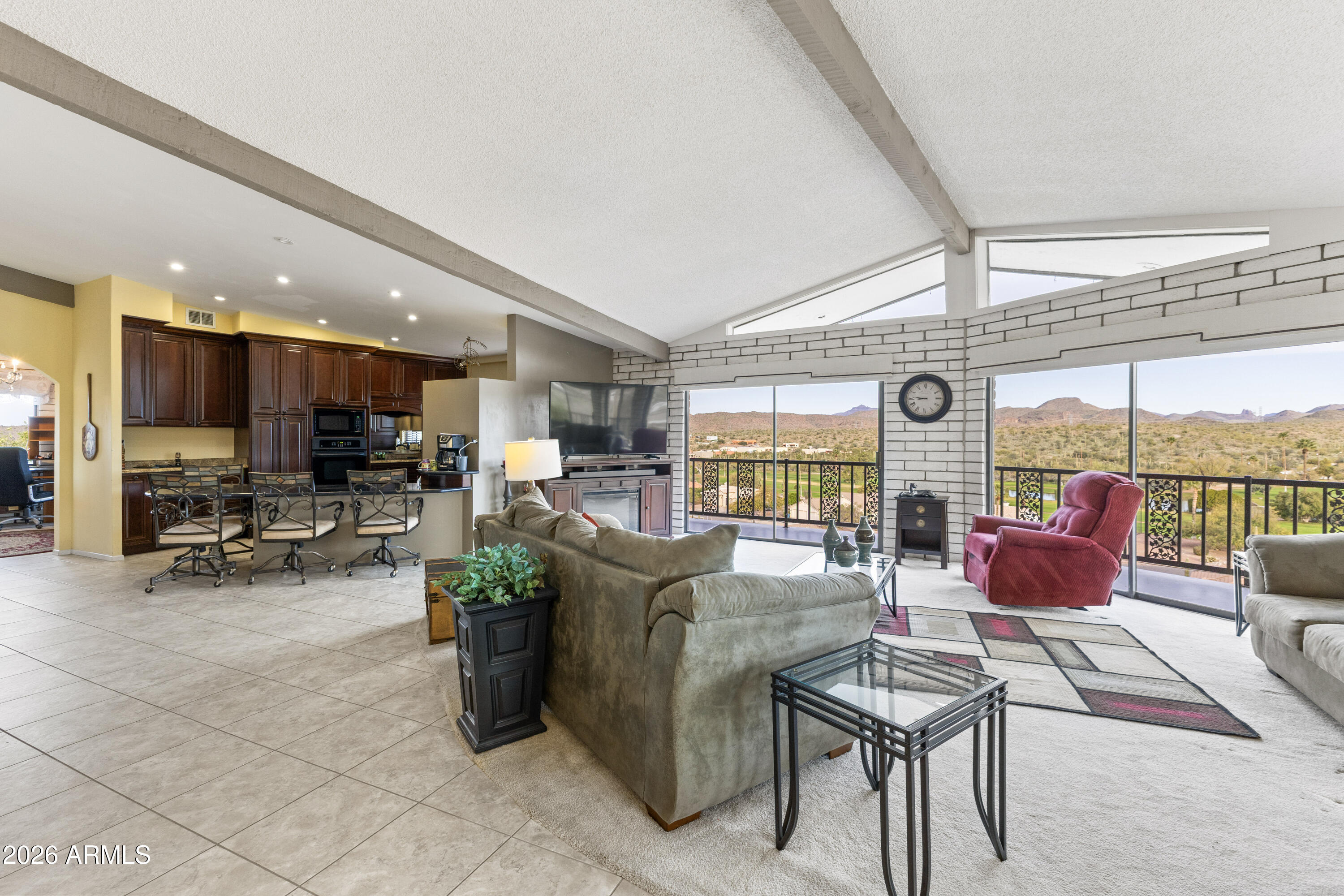 322 N CLEOPATRA Street