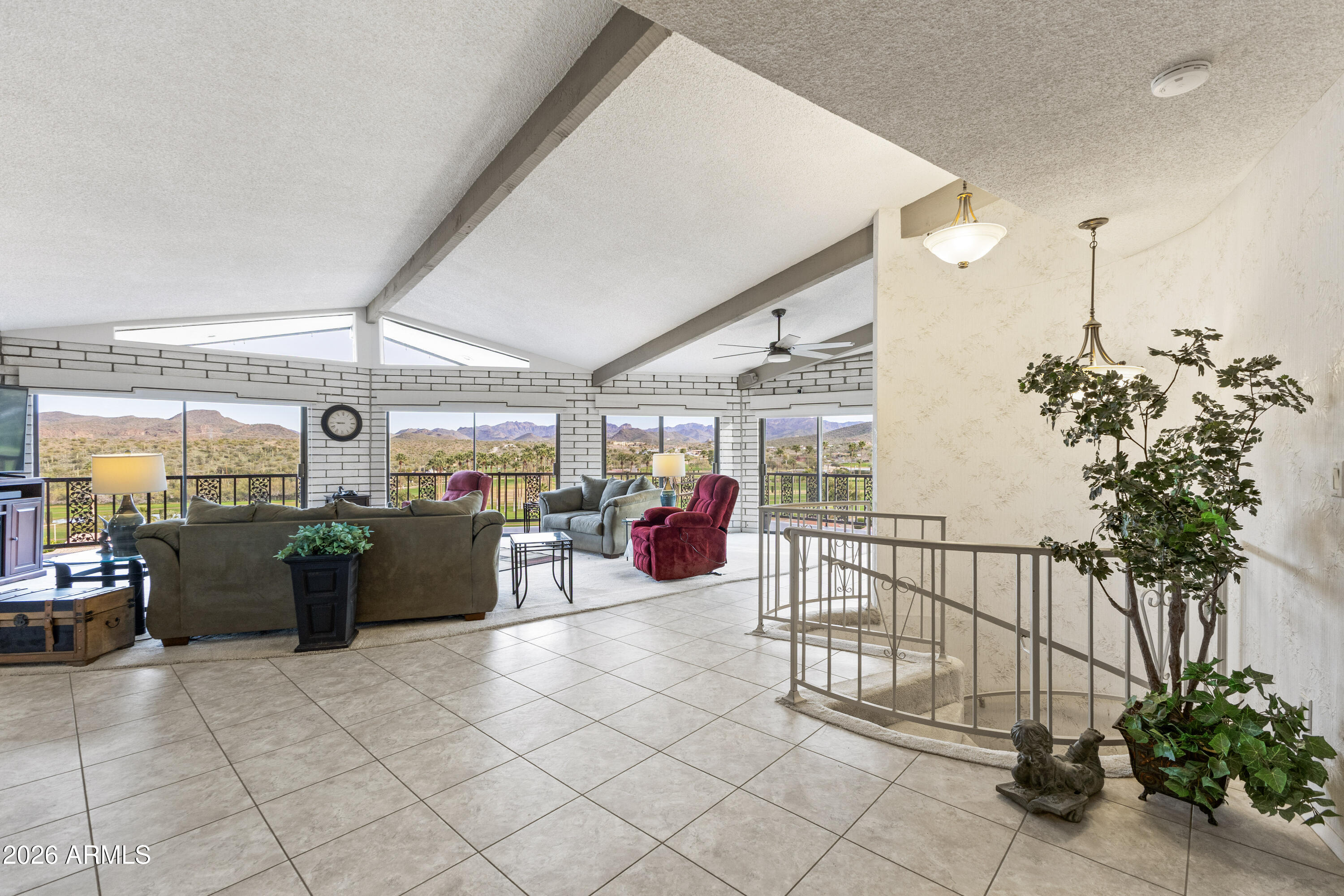 322 N CLEOPATRA Street