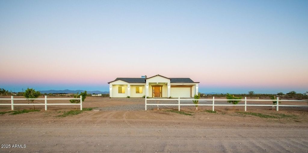 Photo of 1127 N 358th Avenue, Tonopah, AZ 85354 (MLS # 6942391)