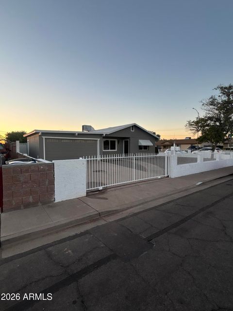 1320 S Pomeroy -- Mesa AZ 85210
