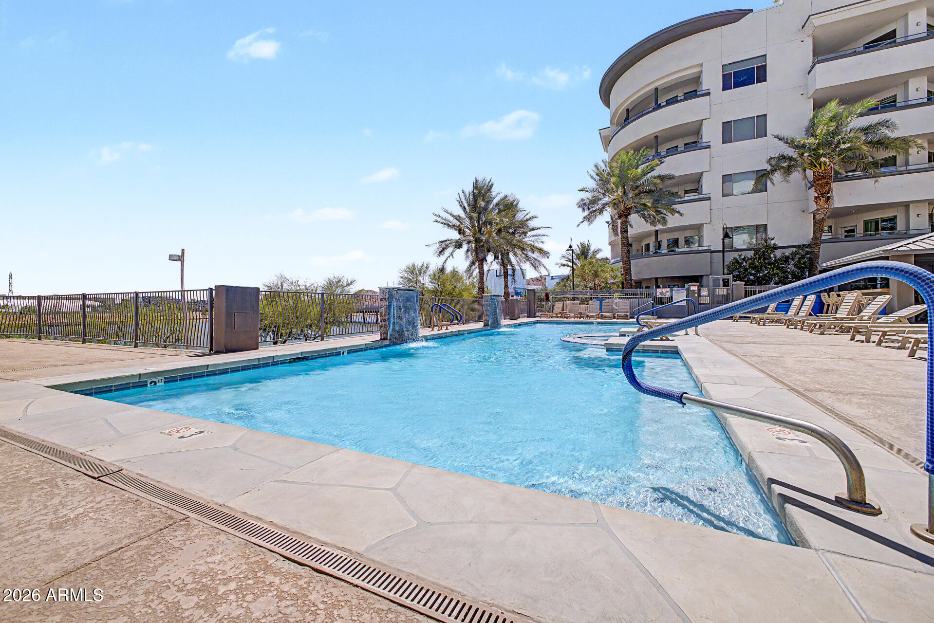 North Shore CONDOMINIUM - Residential
