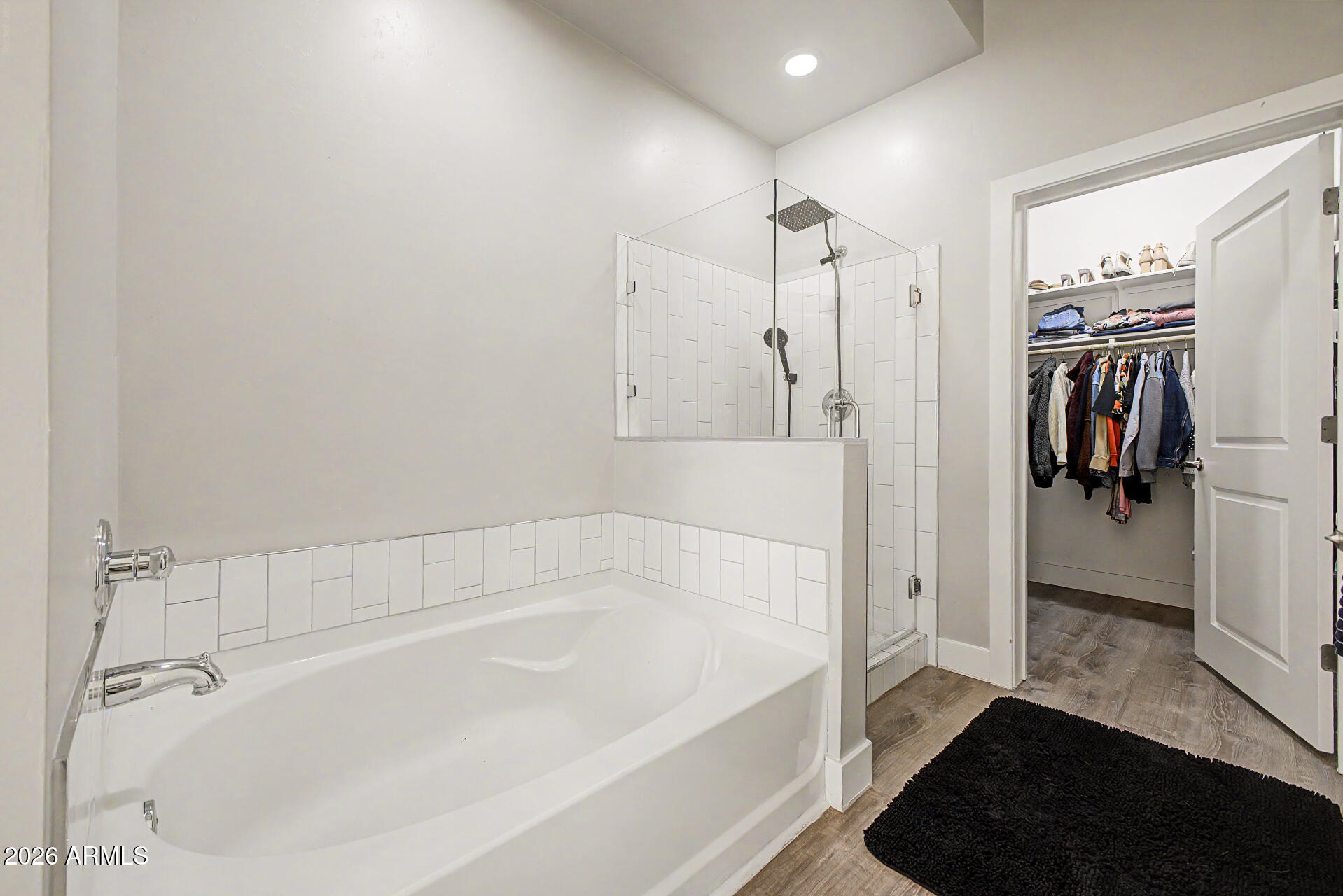 North Shore CONDOMINIUM - Residential