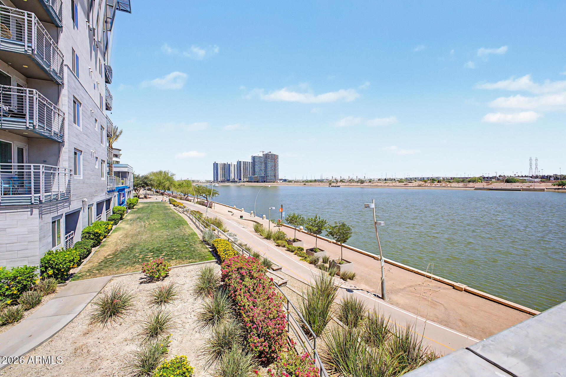 North Shore CONDOMINIUM - Residential