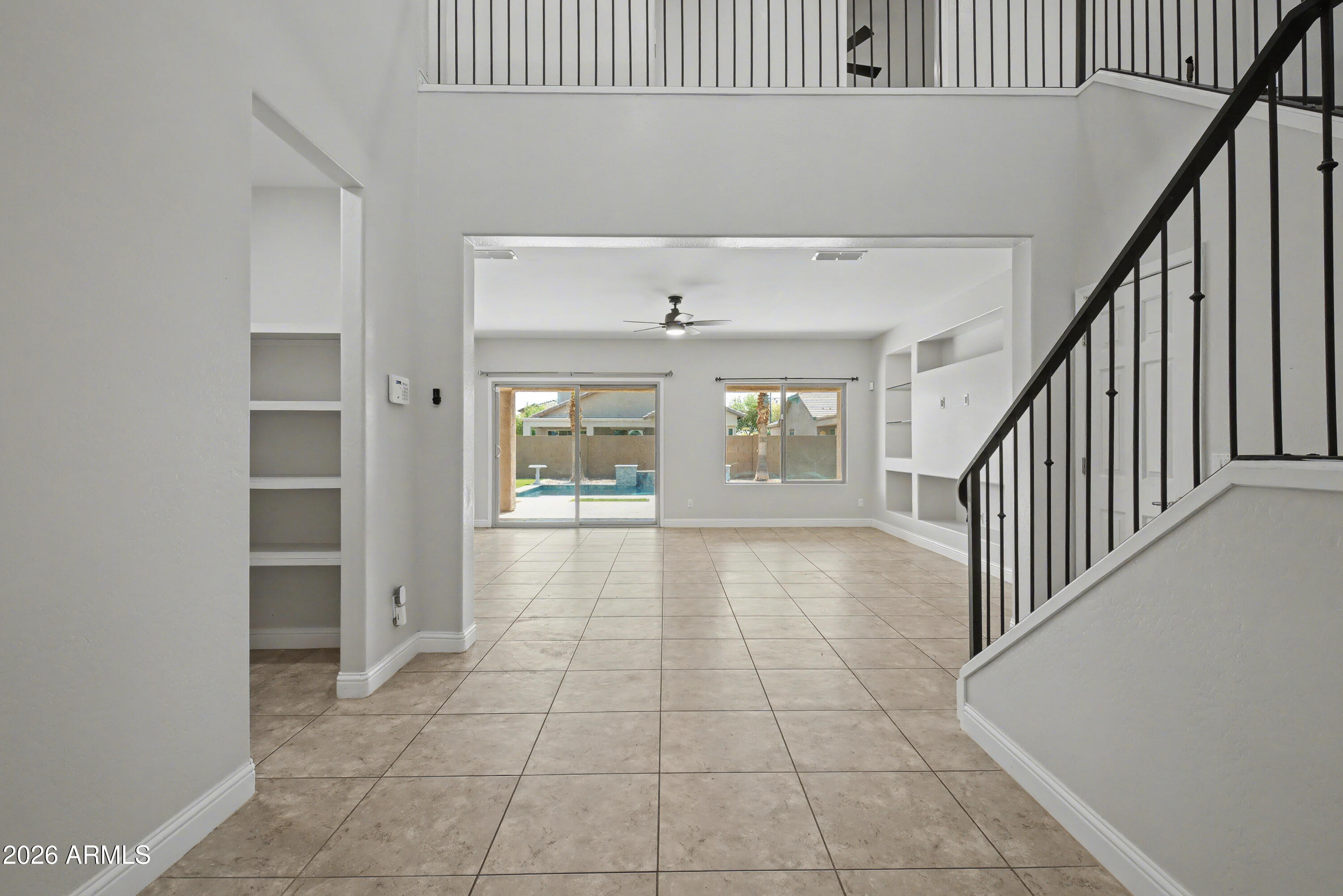 17537 W LILAC Street