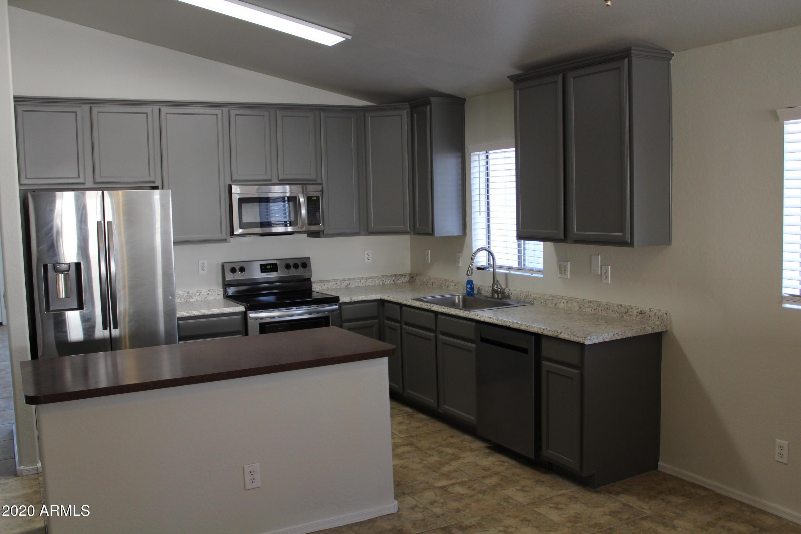 43410 W Wild Horse Trail