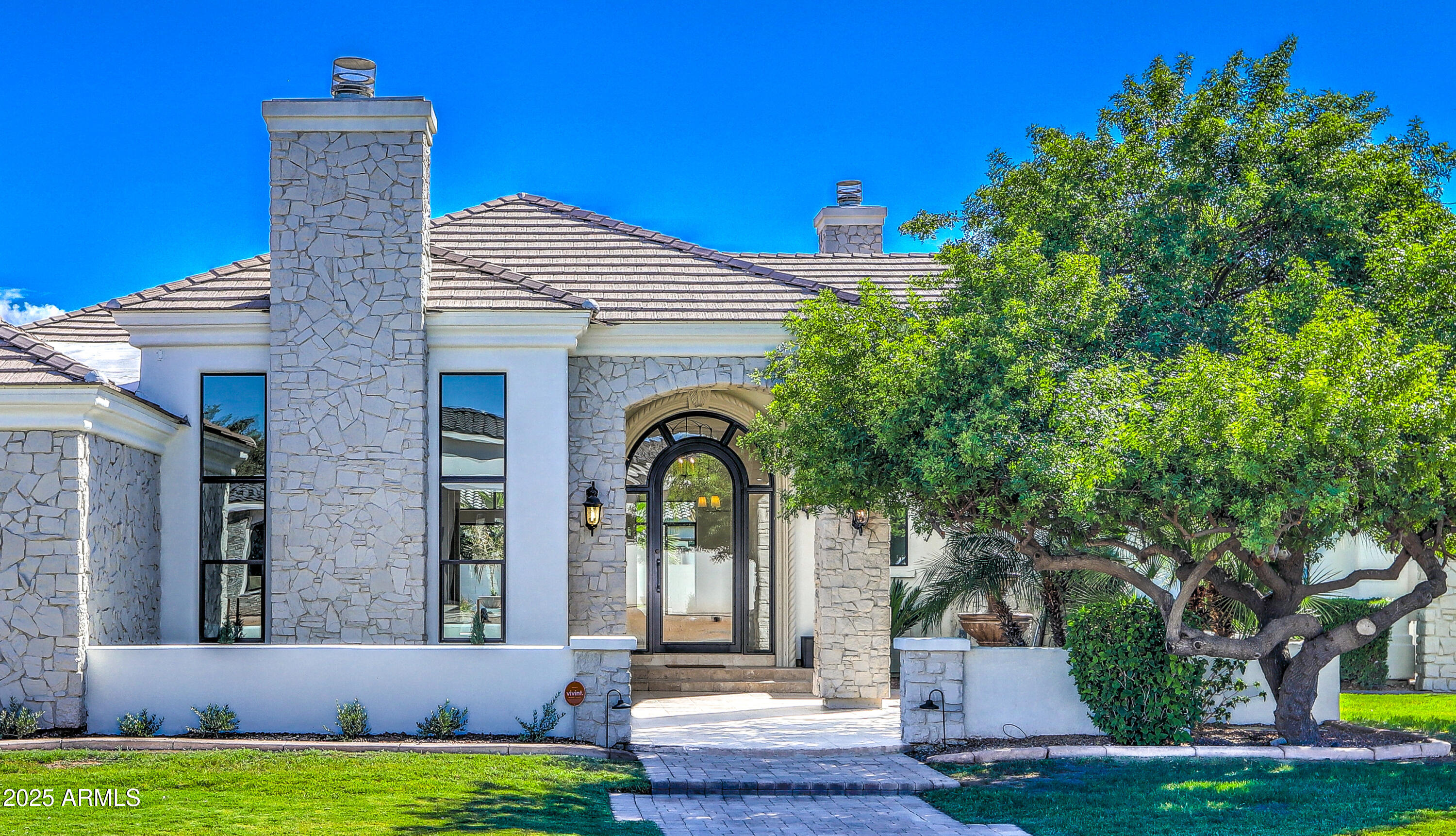 4401 E TAURUS Place