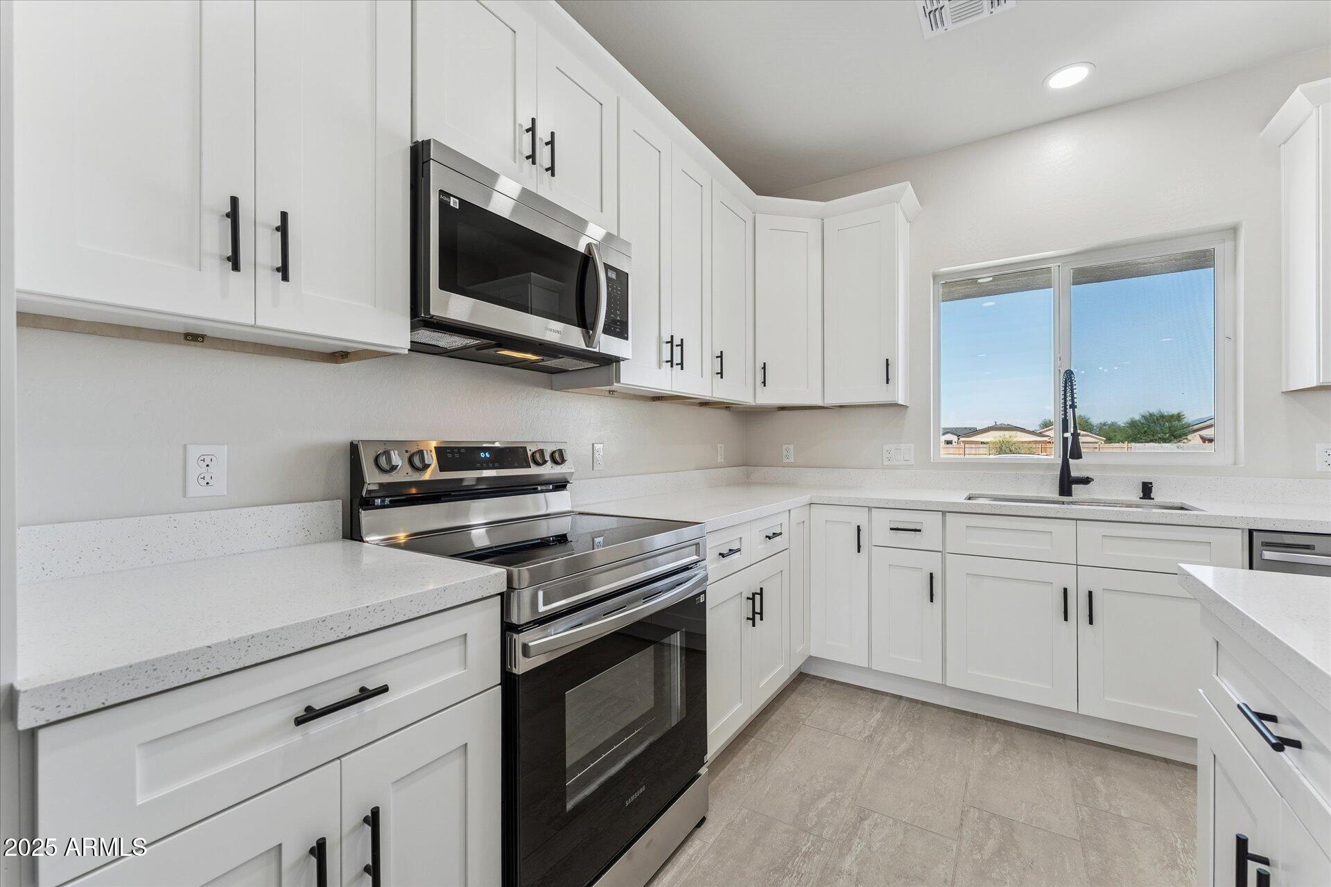 15081 S CAPISTRANO Road