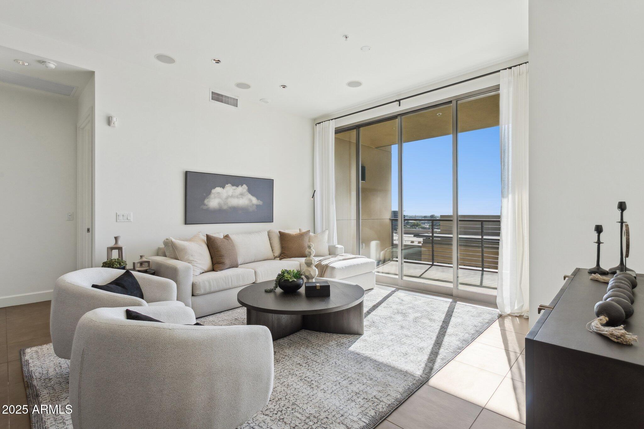 15215 N KIERLAND Boulevard 633