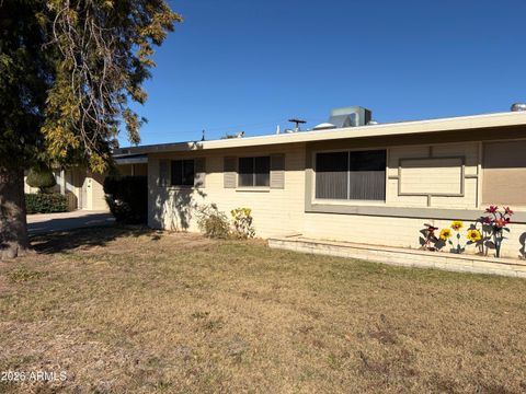11024 W ABBOTT Avenue Sun City AZ 85351
