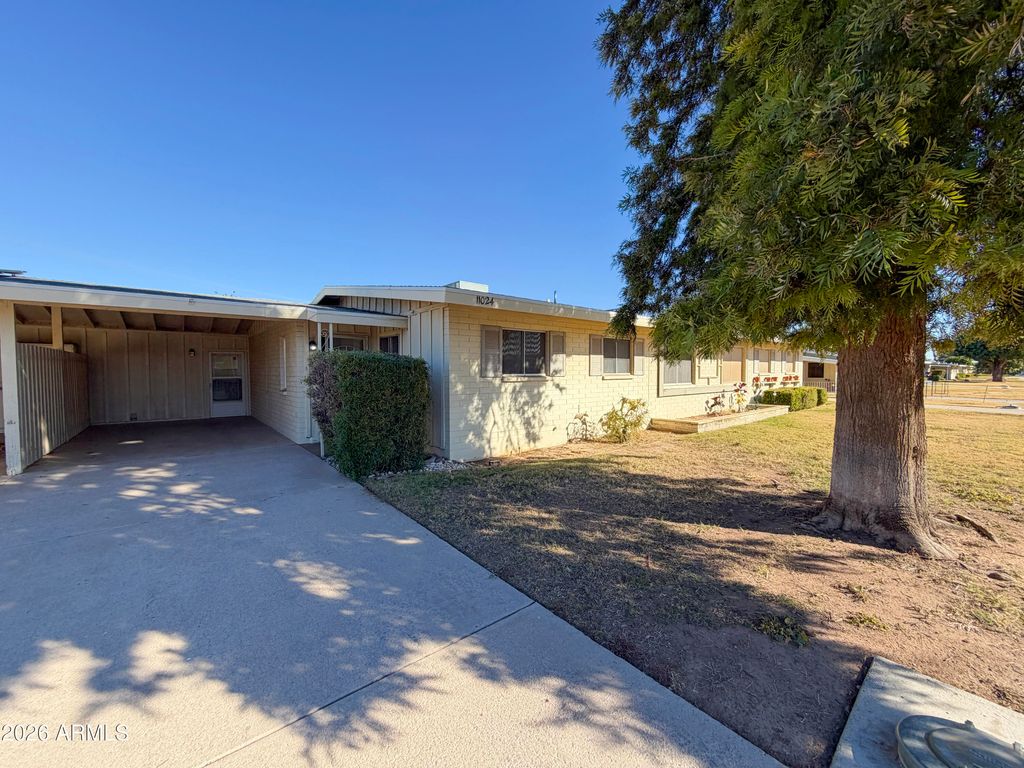 Photo of 11024 W Abbott Avenue, Sun City, AZ 85351 (MLS # 6974411)