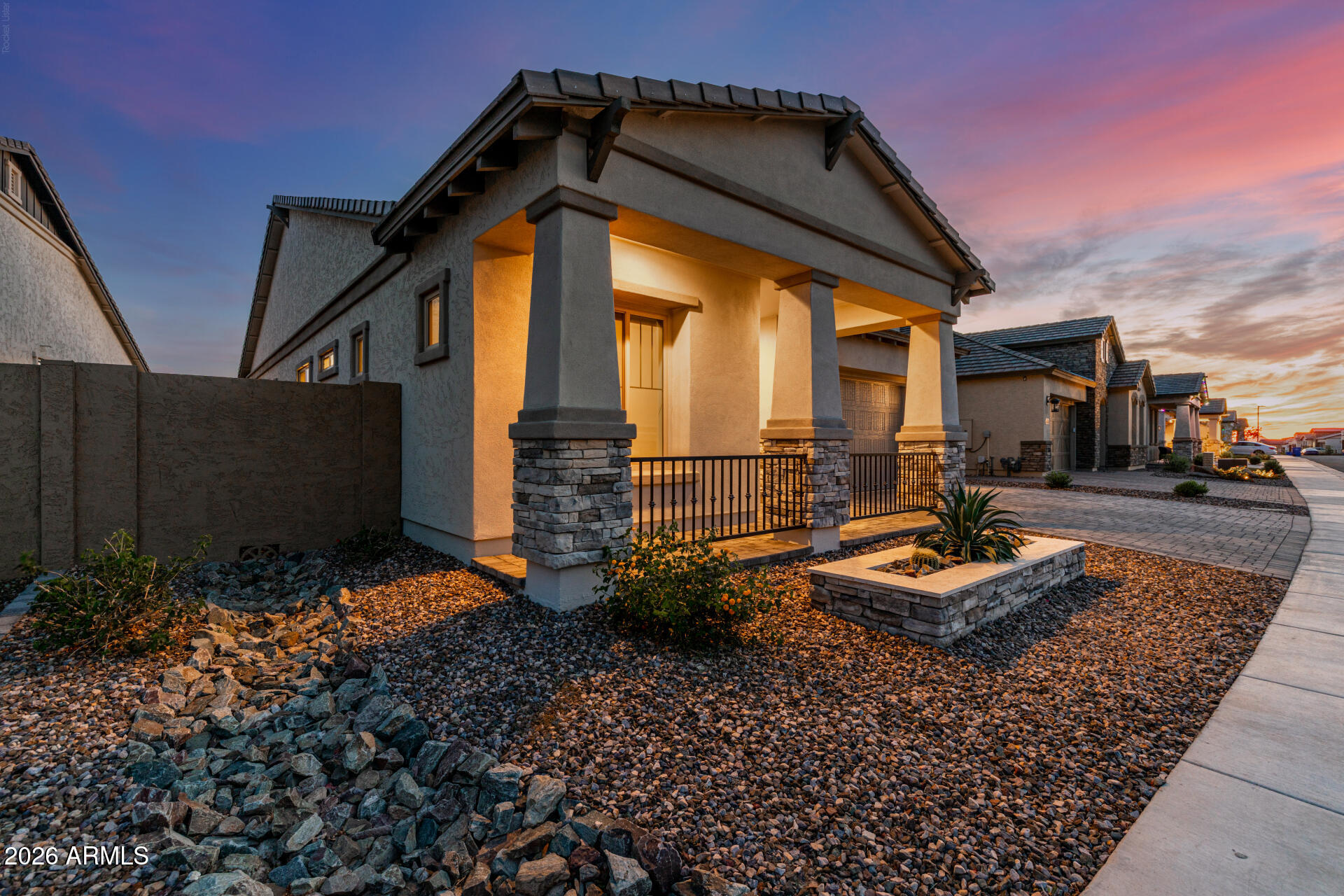 5711 E SCARLET Street