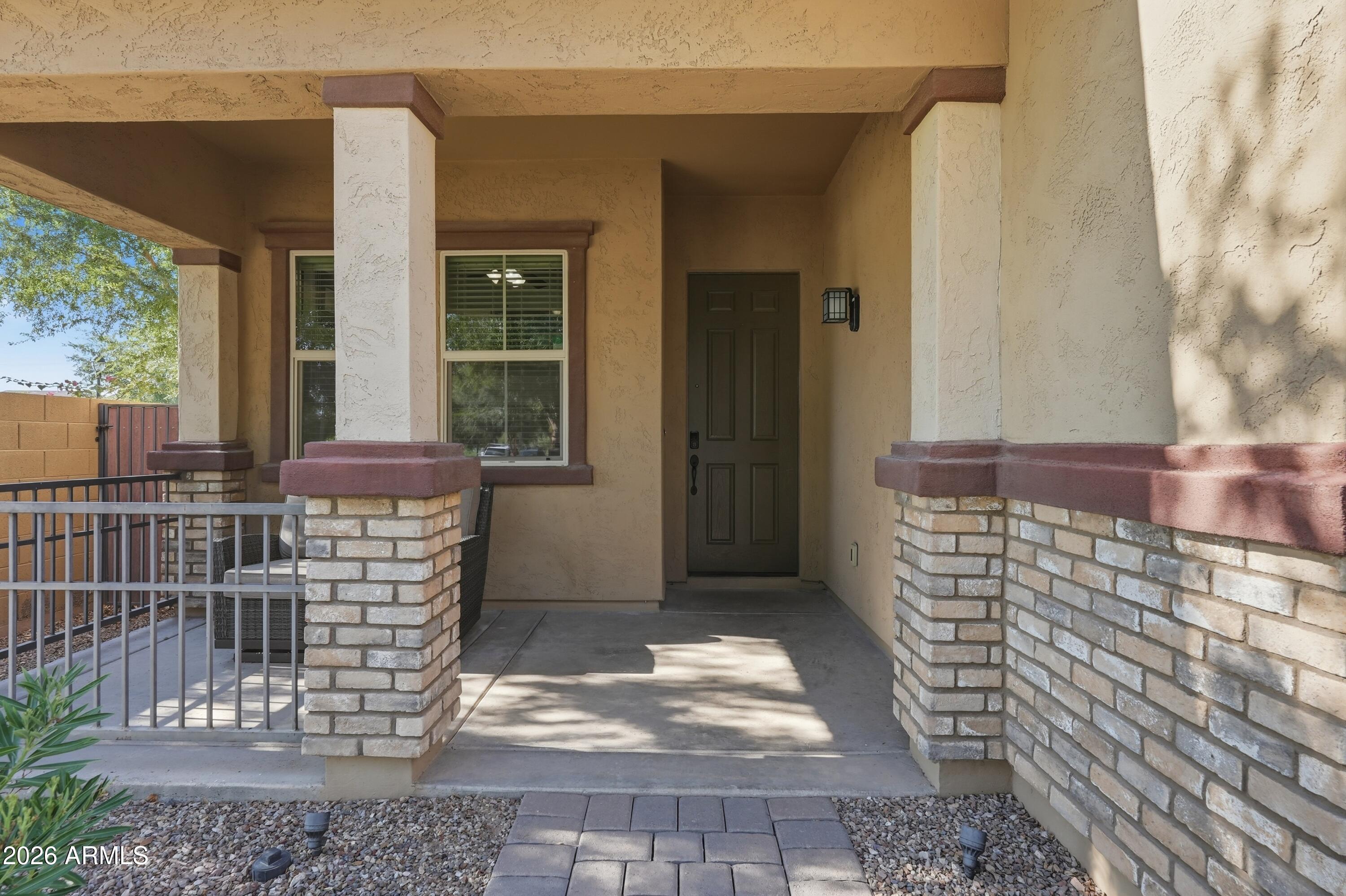 3020 E PINTO Drive
