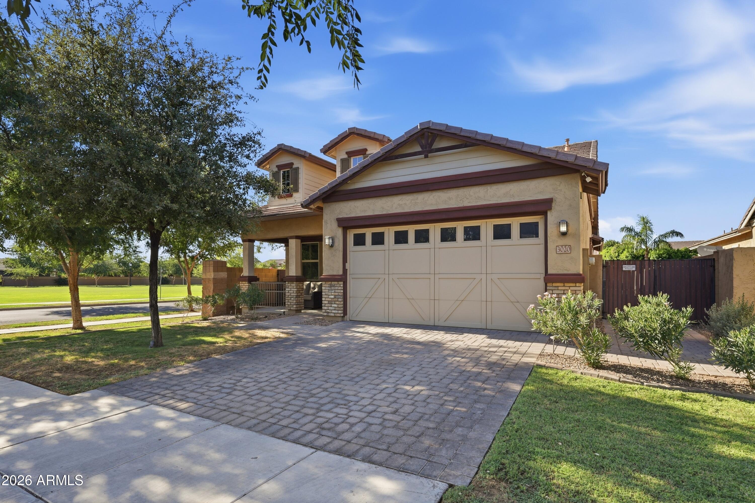 3020 E PINTO Drive
