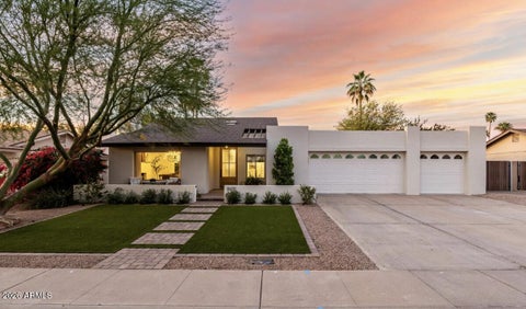 Photo of 8600 E San Daniel Drive, Scottsdale, AZ 85258 (MLS # 7083104)