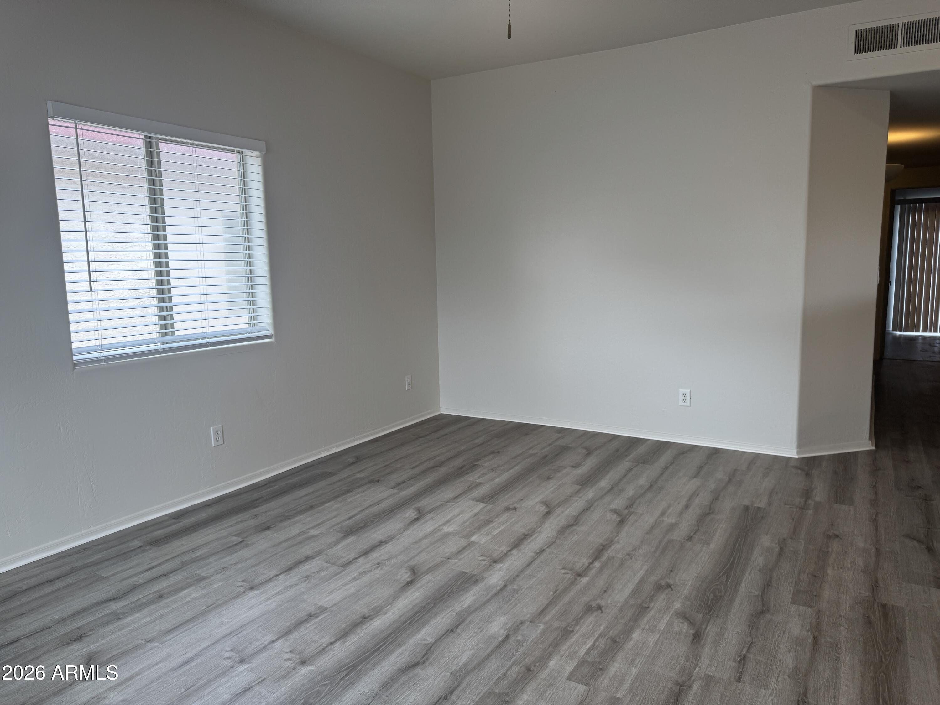 510 W University Drive 208