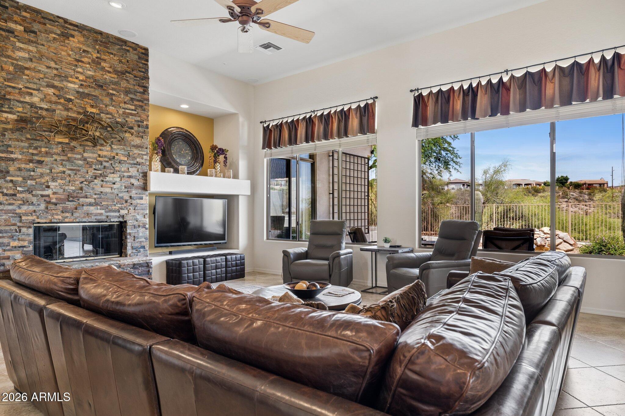 15634 E SUNDOWN Drive