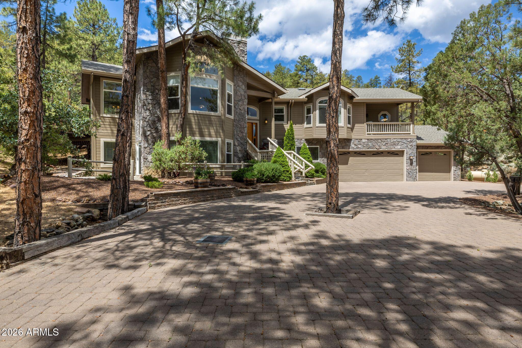 2600 W GENTLE BREEZE Way