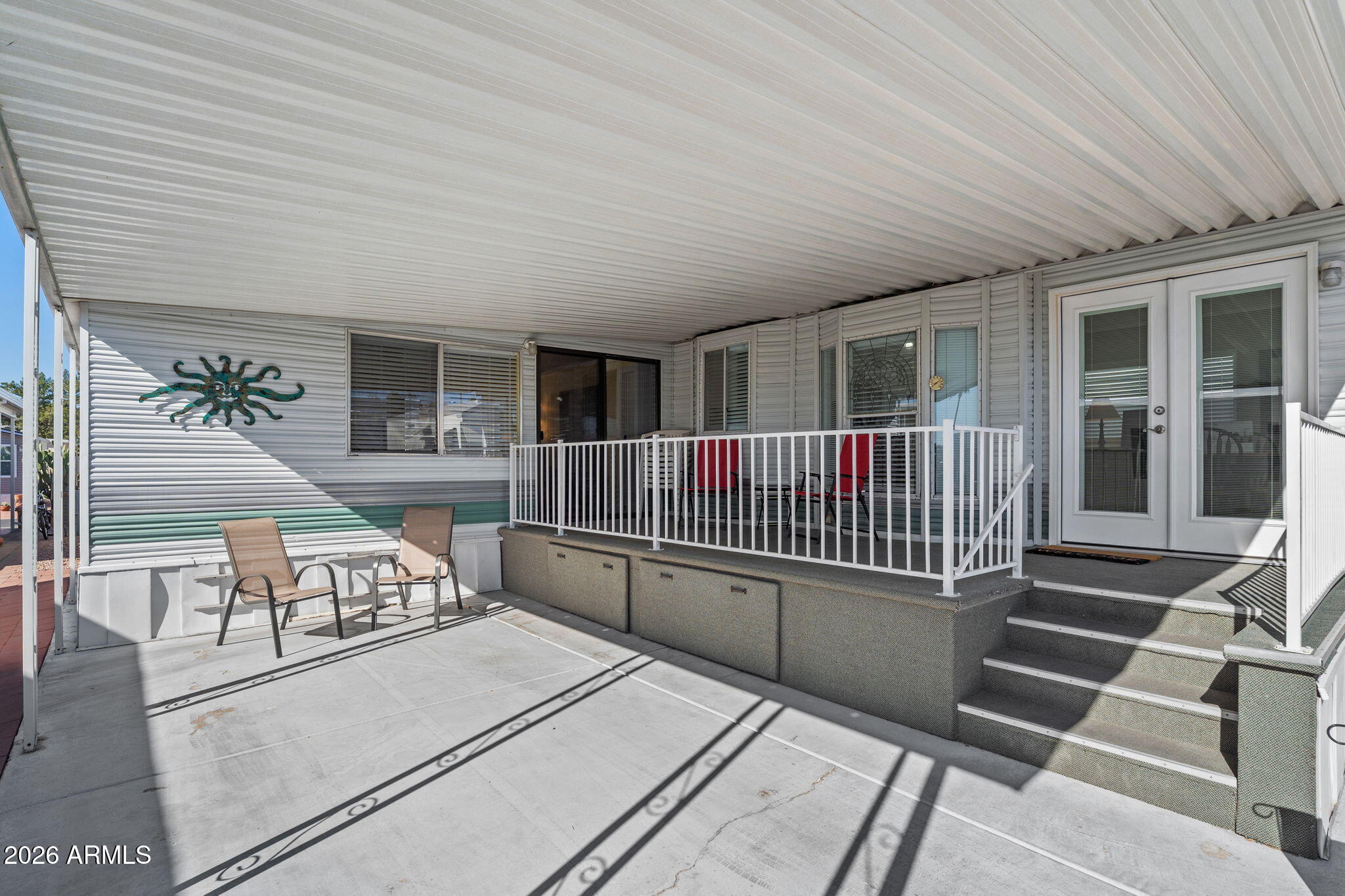 111 S GREENFIELD Road 418