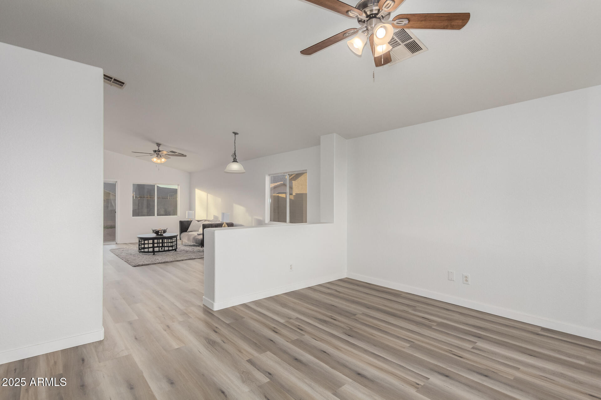 1952 N 103rd Drive