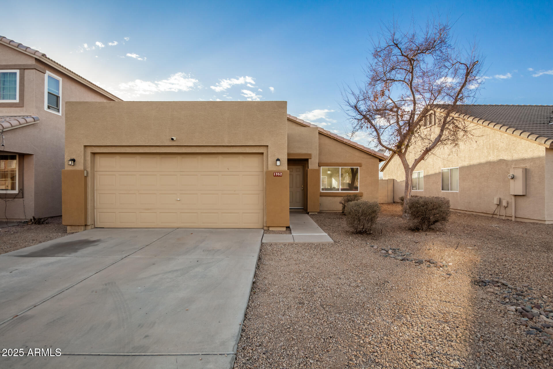 1952 N 103rd Drive