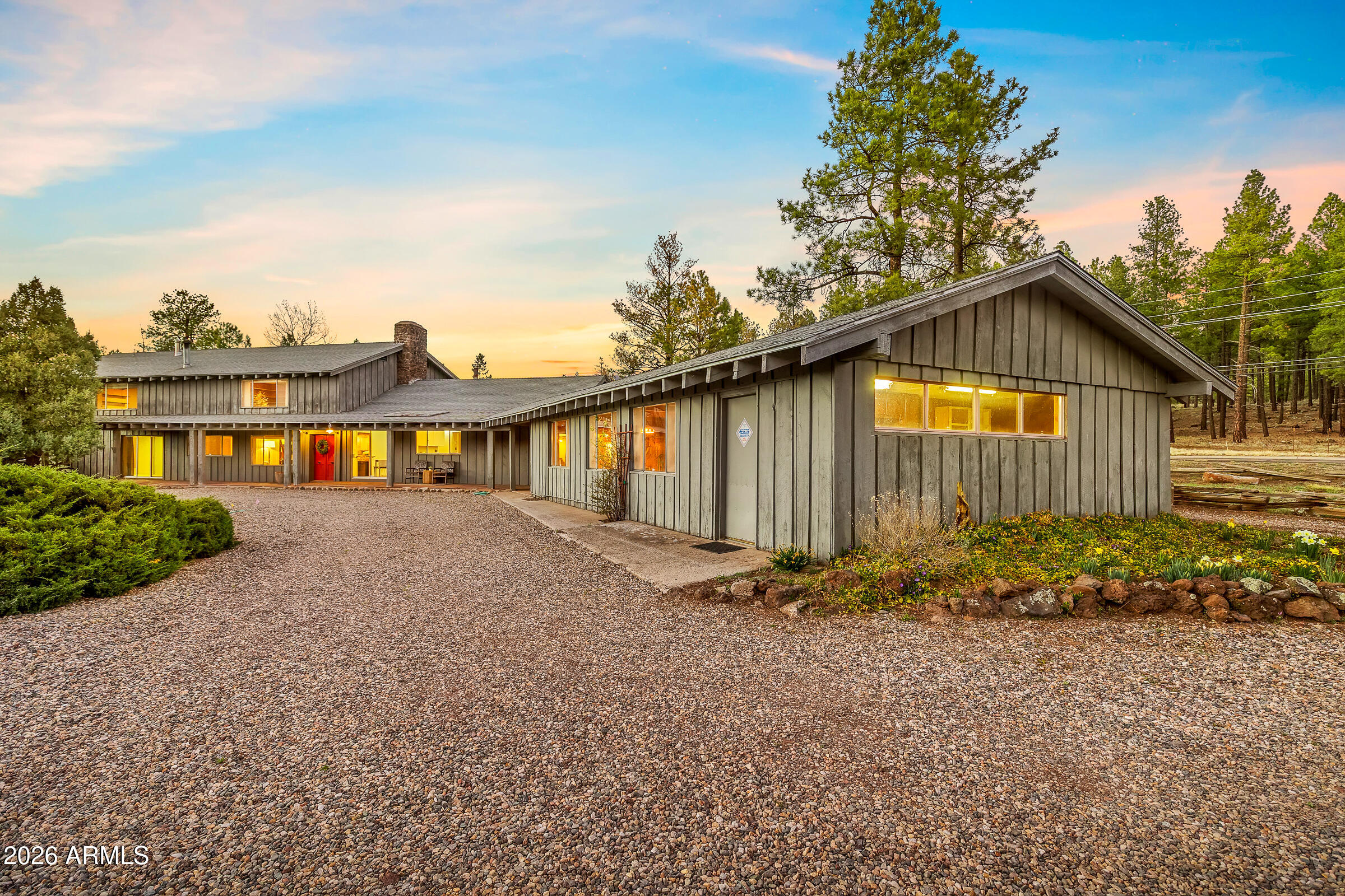 3005 N FORT VALLEY Road