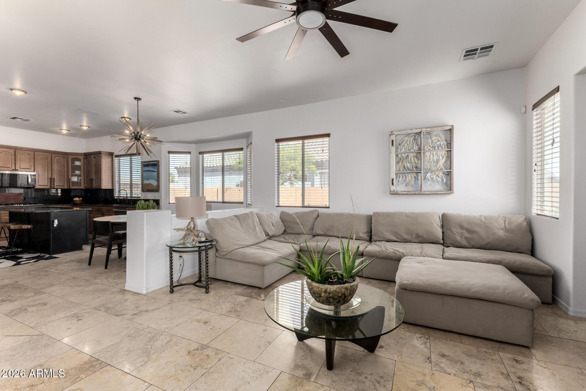 LOS PORTALES - Residential