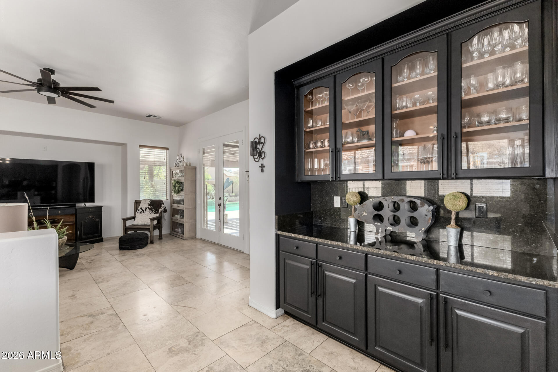 LOS PORTALES - Residential