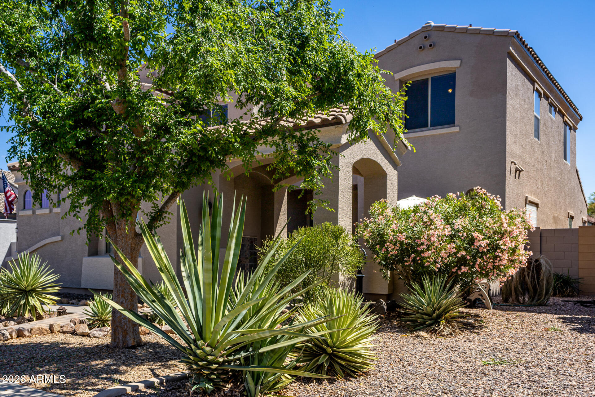 LOS PORTALES - Residential