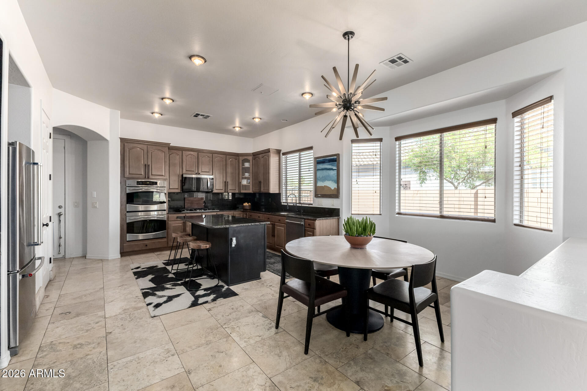 LOS PORTALES - Residential