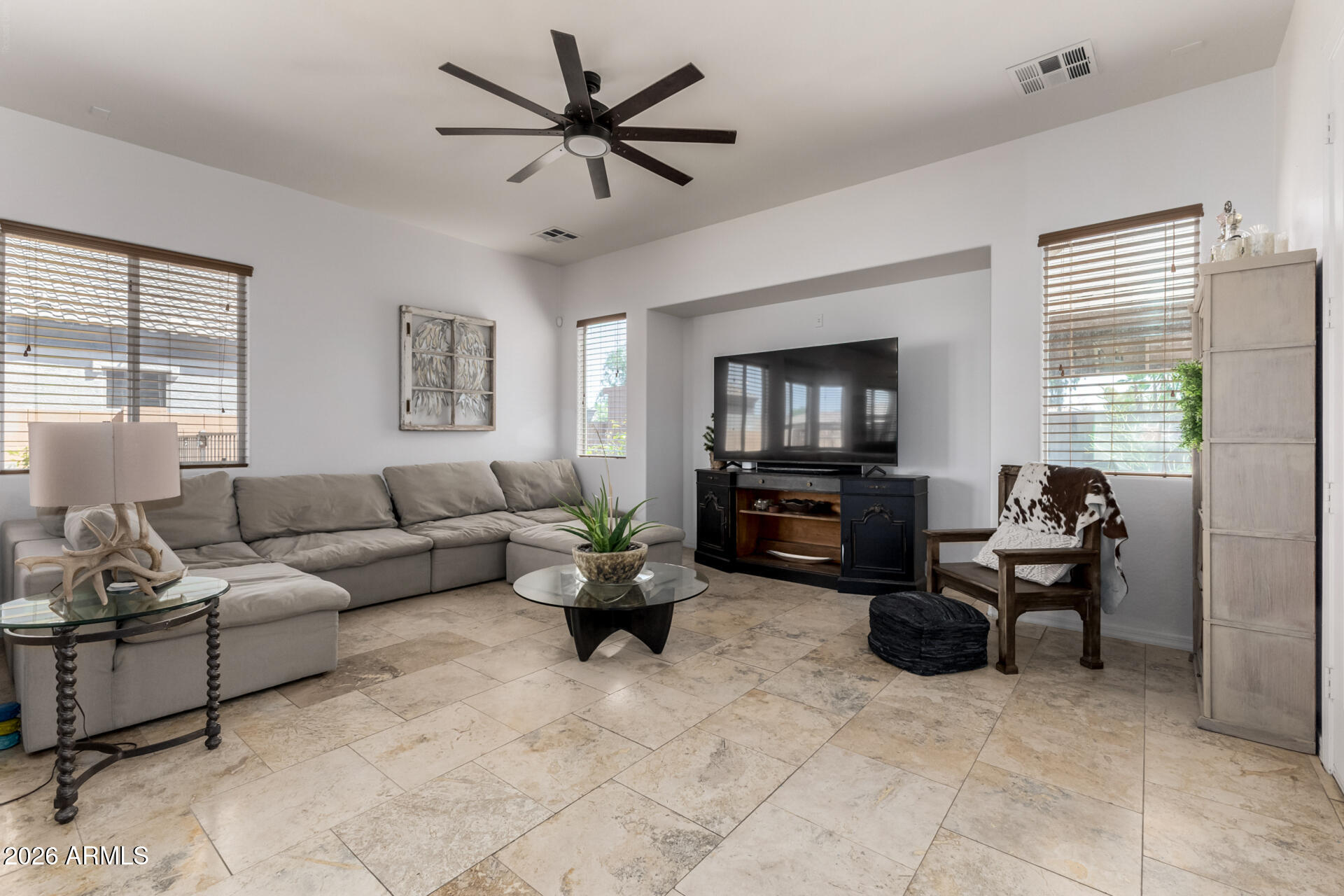 LOS PORTALES - Residential