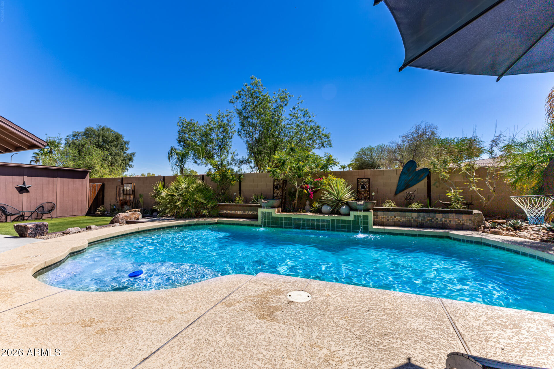 LOS PORTALES - Residential