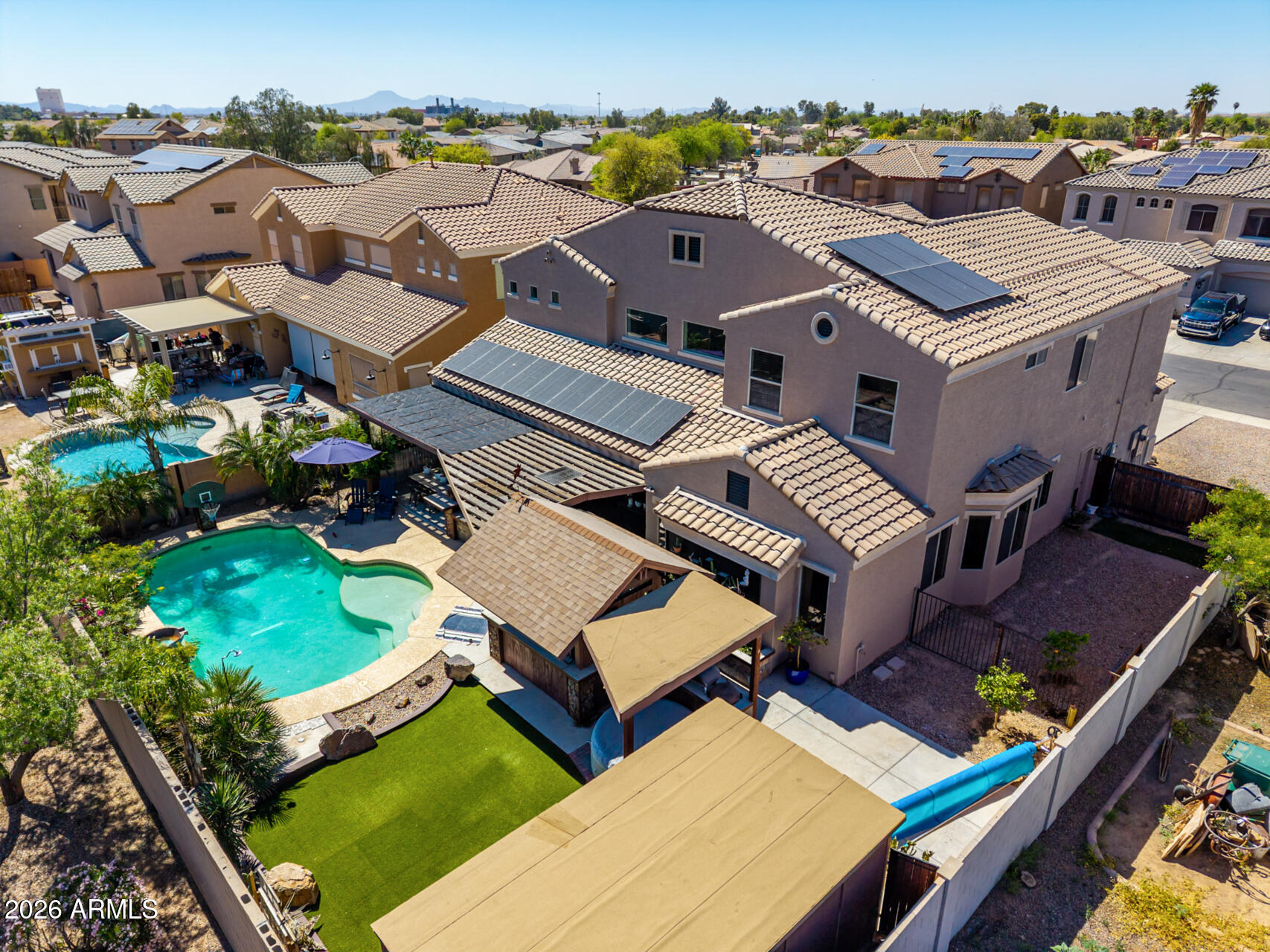 LOS PORTALES - Residential